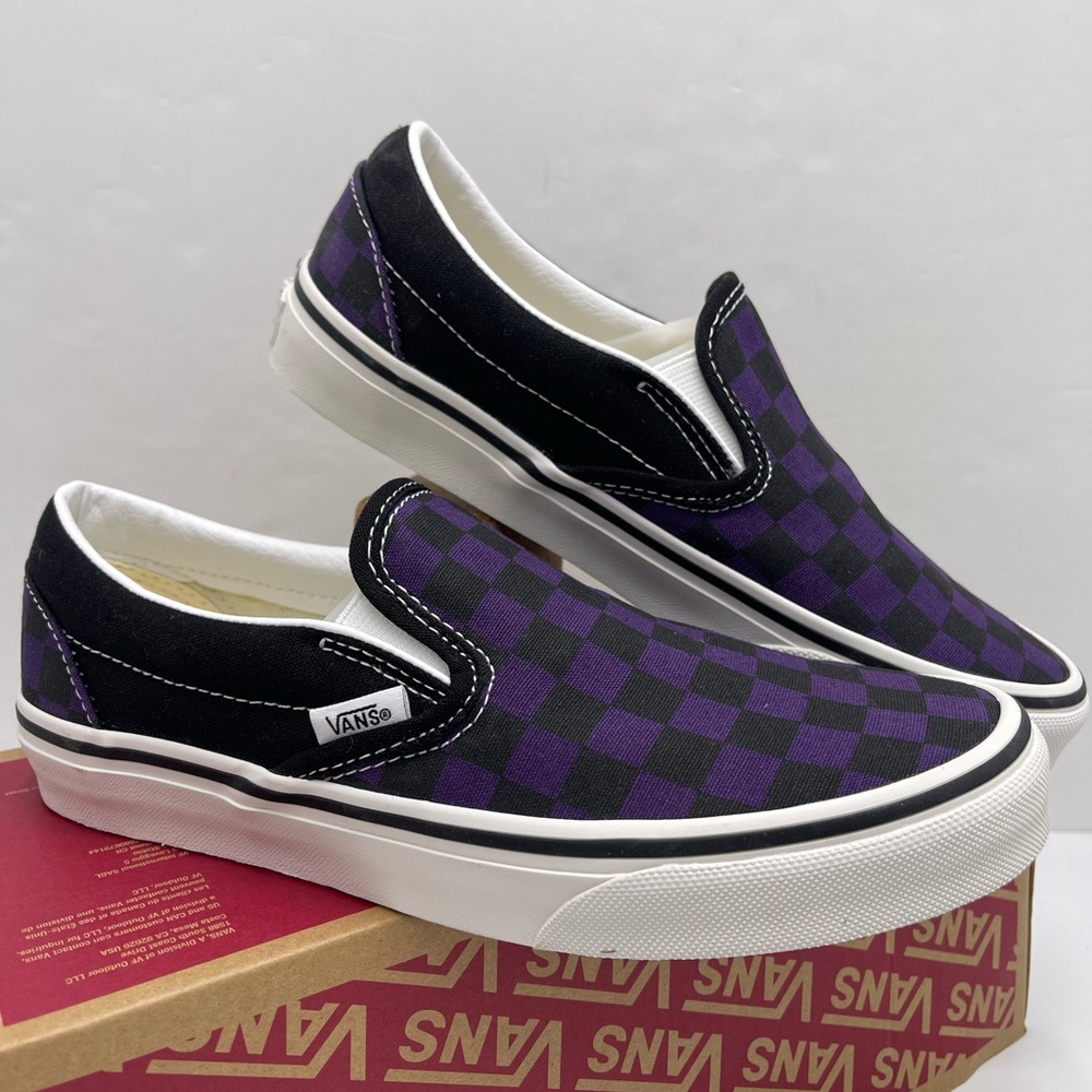 Vans Men’s Purple Checkered Classic Slip-On
Pop Check Gothic Grape Sneakers - Picture 7 of 16